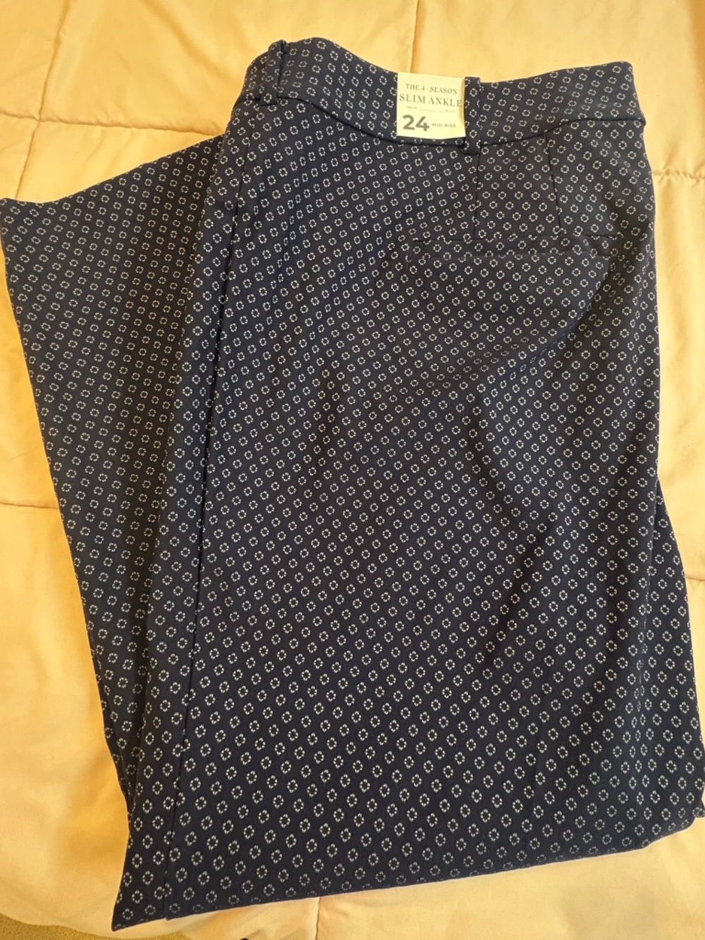 Lane Bryant “The 4 Season Slim Ankle” Pants, Navy Blue, Geometric Print, Size 24 - Picture 3 of 6
